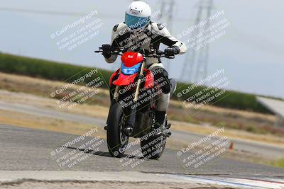 media/May-26-2025-Lets Ride (Mon) [[3bf1de1d65]]/B Group/1220pm (Wheelie Bump)/